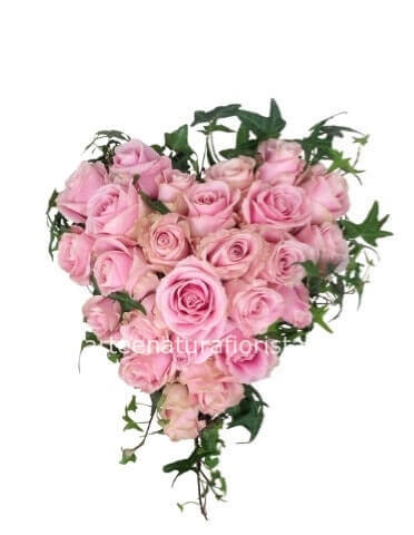 Cuore di rose rosa diametro 30 cm