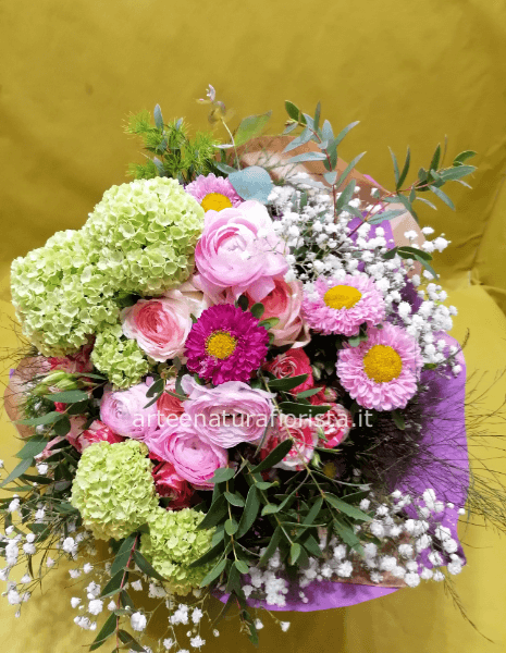 Bouquet di fiori freschi assortito