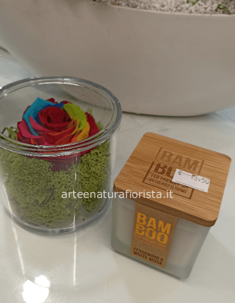 Rosa stabilizzata con candela