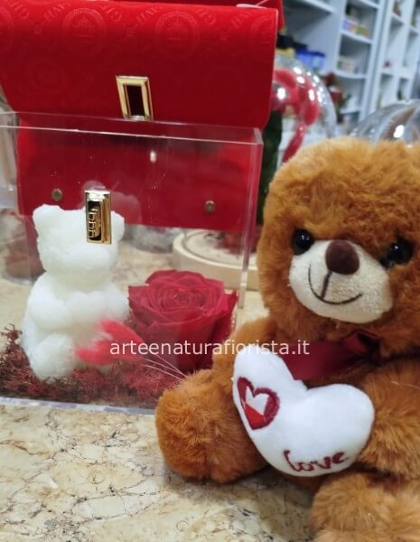 Rosa stabilizzata con borsetta in plex