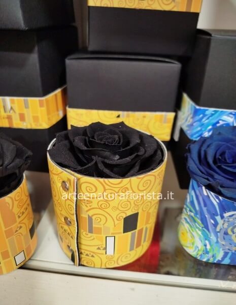 Rosa stabilizzata nera